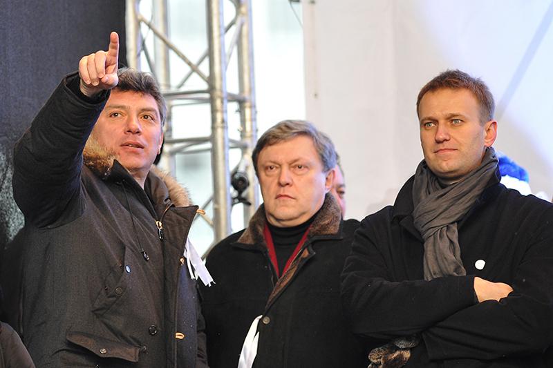 Boris Nemtsov Grigoriy Yavlinskiy Aleksei Navalniy 2011 height=410