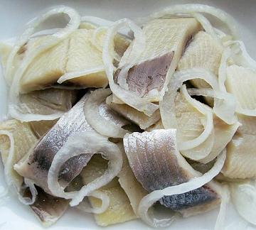 Pickled herring with onions